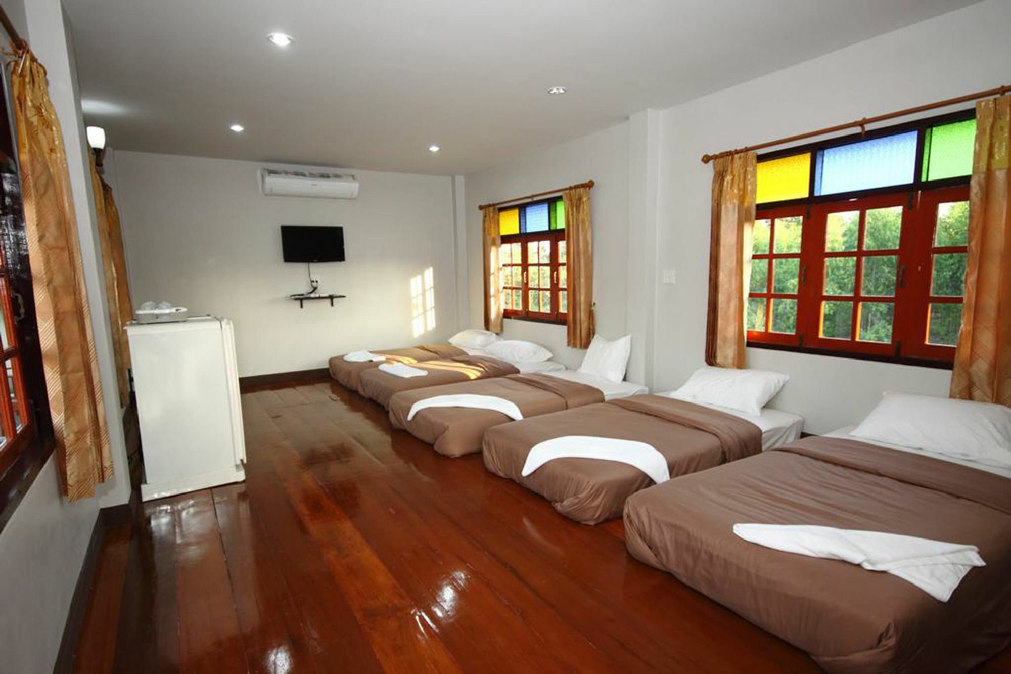 Resort Railumpoo Nakhon Sawan Exterior foto